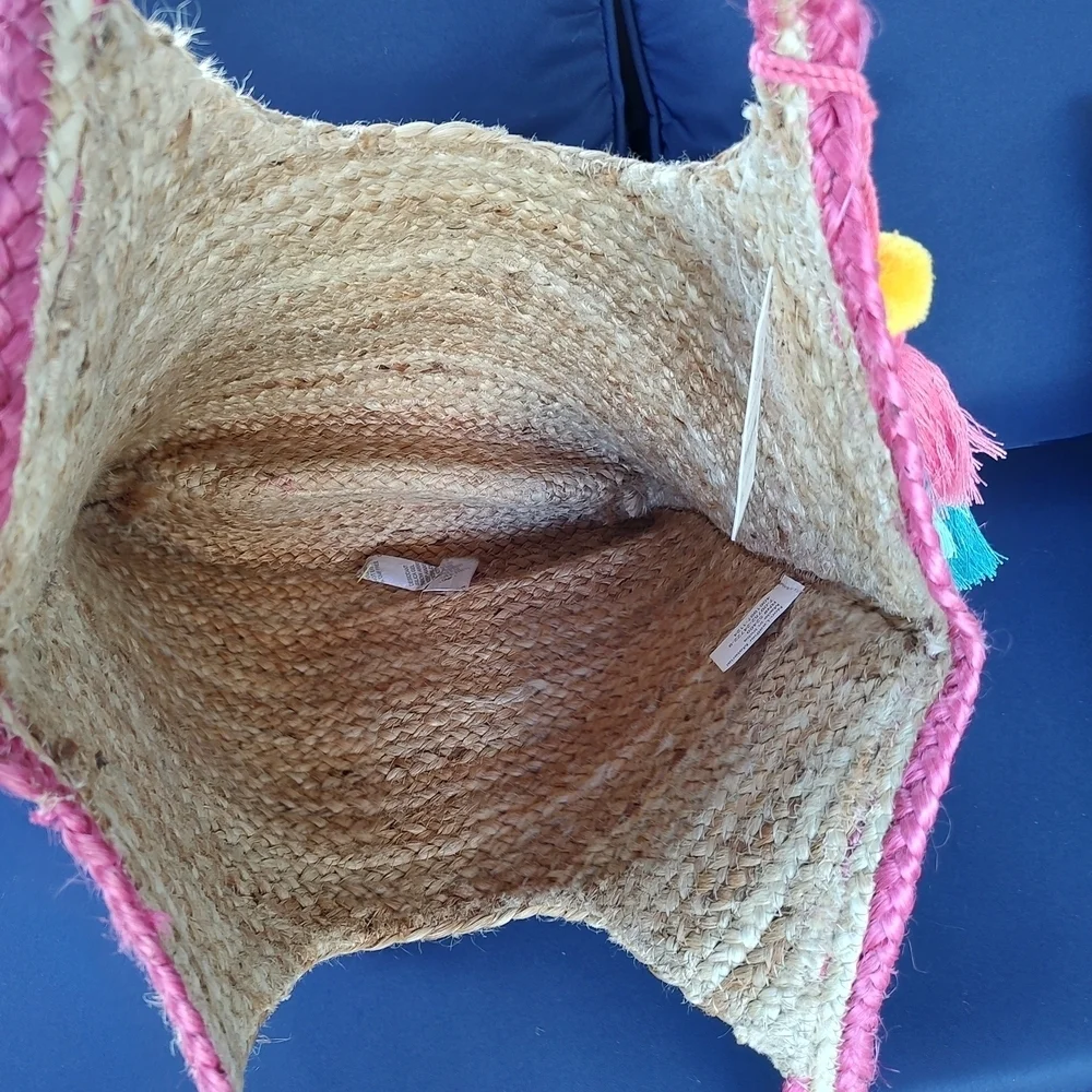 No Boundaries Tan and Pink Woven Bag Set!